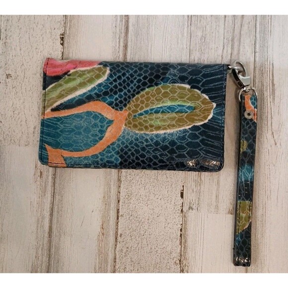 HOBO INTERNATIONAL Leather Wristlet Wallet Tropical Reptile Print - Picture 2 of 16